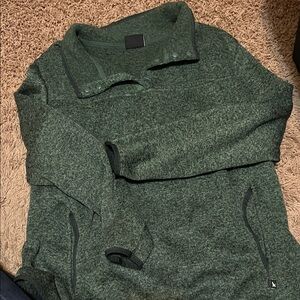 Eddie Bauer Women's Green Zip-Up Sweater